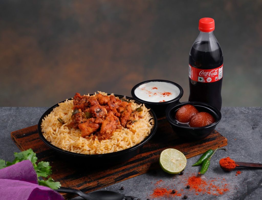 Boneless Chicken Biryani Bowl at Bagara Biryani Cafe